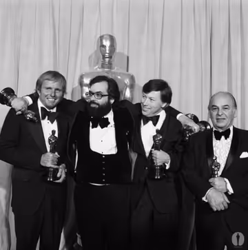 Let’s Watch the 1975 Academy Awards!