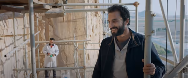 In Review: 'A Hero,' 'The 355,' 'The Tender Bar'